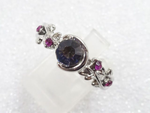 JAPANESE KIMONO / ANTIQUE COLORED STONE RING (SIZE 19)